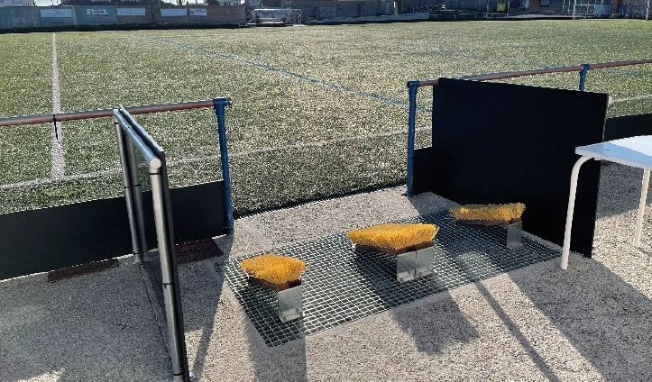 Medidas de contención en campos de fútbol y microplásticos