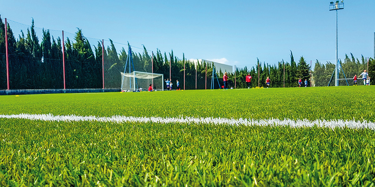 innovación mantenimiento hierba artificial Eyeturf 03