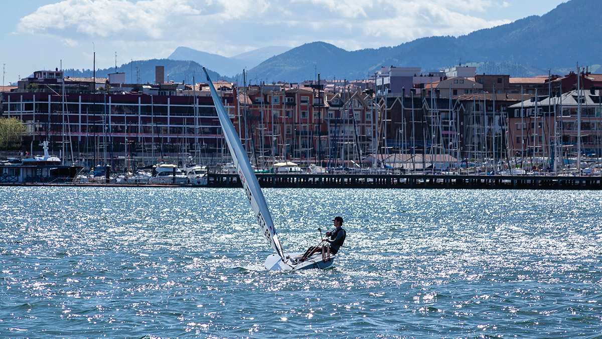 Kirobilde Pro - Dimensión Económica del Deporte ""